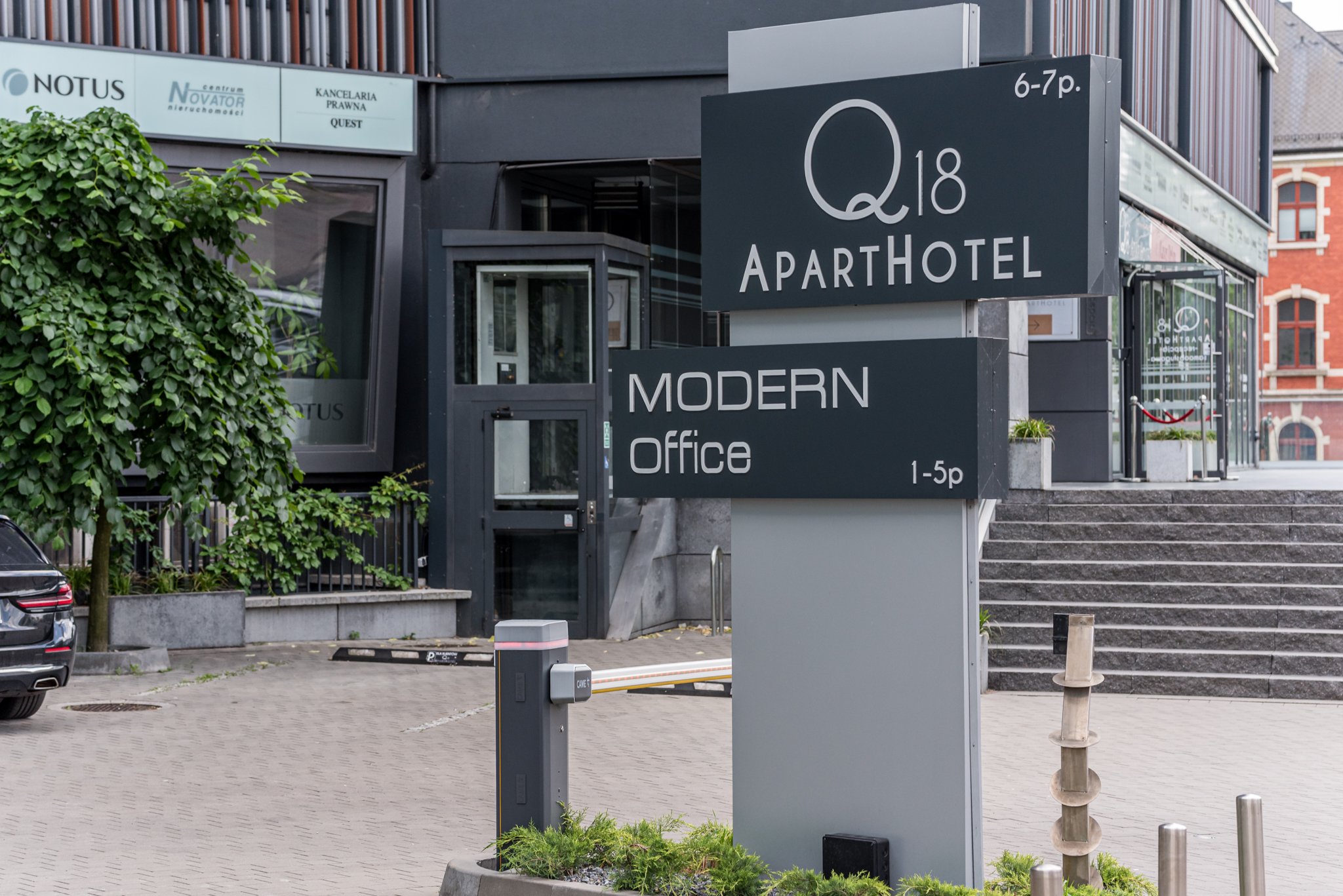 MODERN Office